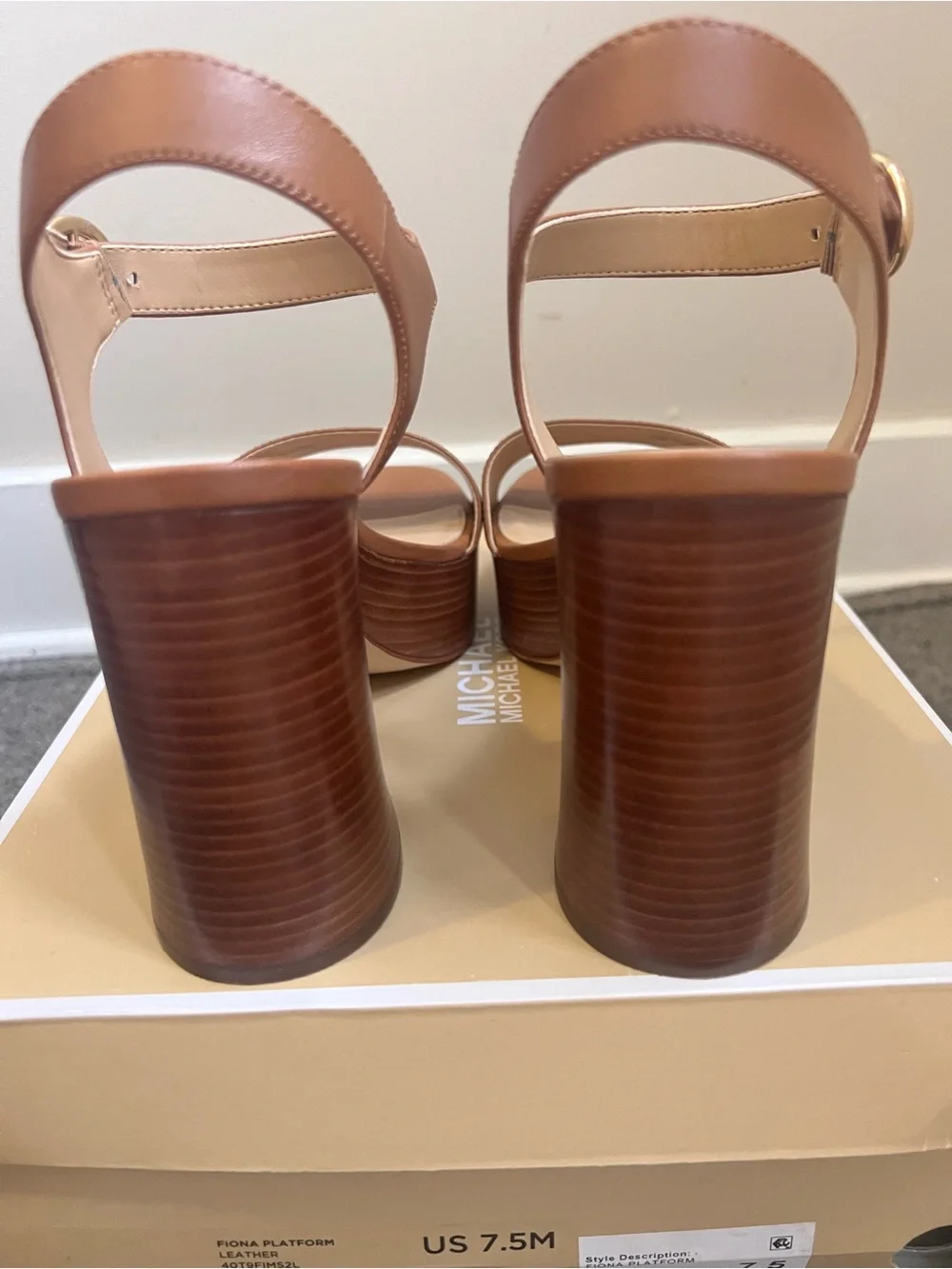 Michael Michael Kors Platform Block Heel Sandals Tan size 7.5